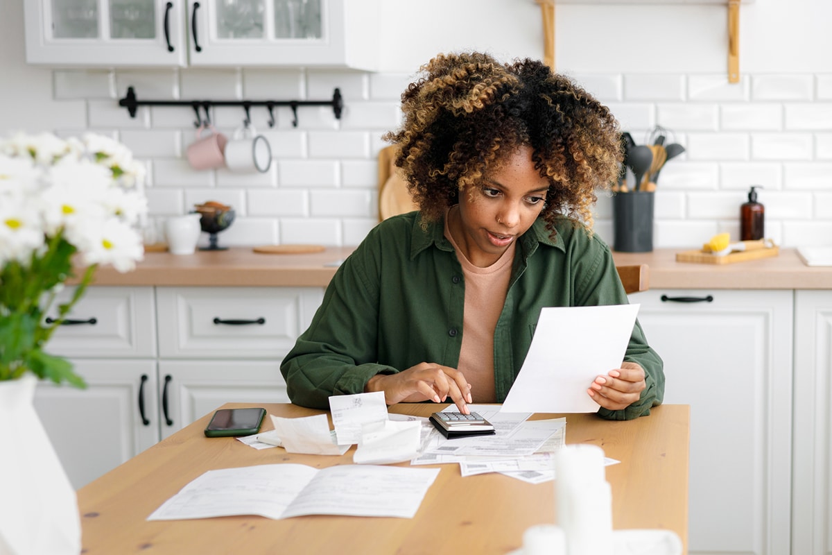 5 Things Newcomers Should Know About Borrowing in Canada