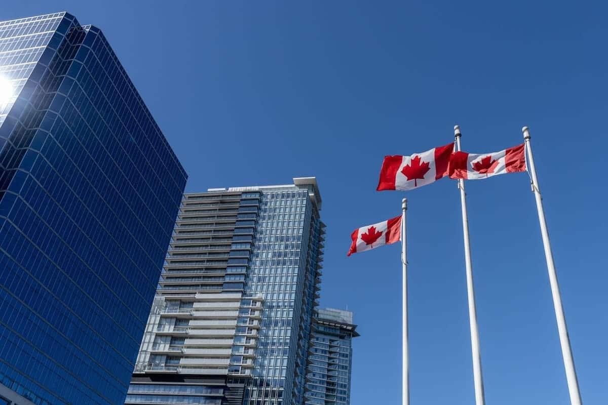 Canada invites Canadian Experience Class candidates to apply for permanent residence