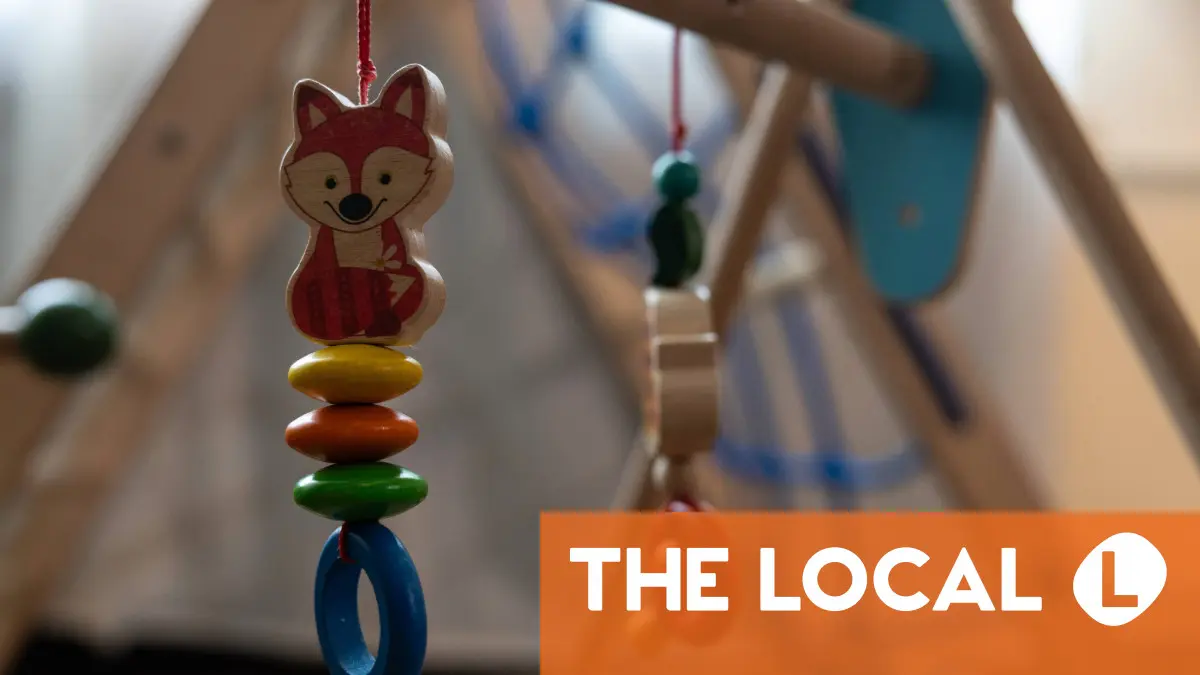 What are Germany's 'Familienzentren' and how do they support families?