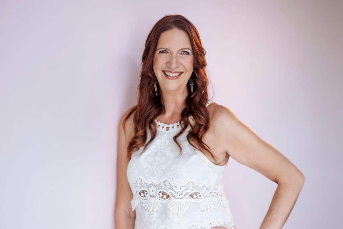 Zoologist and Spiritual teacher Artemis, the heart whisperer on what the textbooks don't teach
