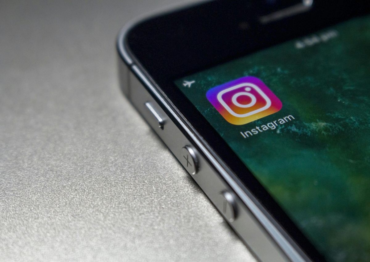 Instagram story viewer with InstaNavigation