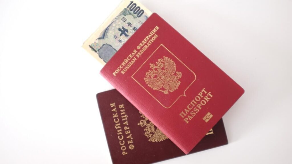 EU Tightens Visa Rules for Russians, but ‘Golden Passports’ Keep Europe Open